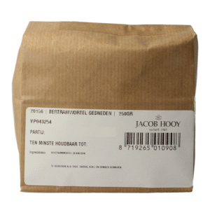 Jacob Hooy Bertramwortel gesneden