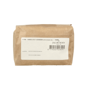 Jacob Hooy Sandelhout rood gesneden